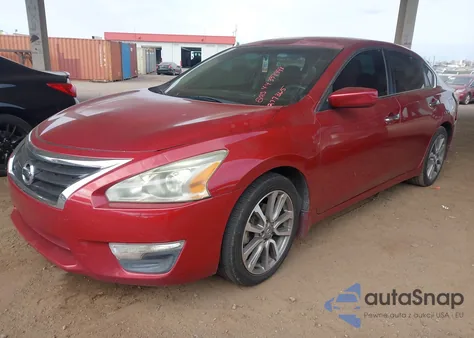 2015 Nissan Altima 2.5 S из США, поврежденный, VIN 1N4AL3AP0FC277365